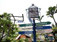 🌊 Malacca River Walk – Two Worlds in One Stroll 