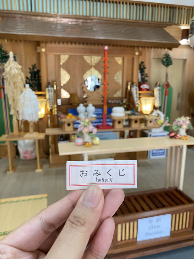 ไหว้พระขอพรแบบญี่ปุ่นที่ Sriracha Shinto Shrine 🙏🏻