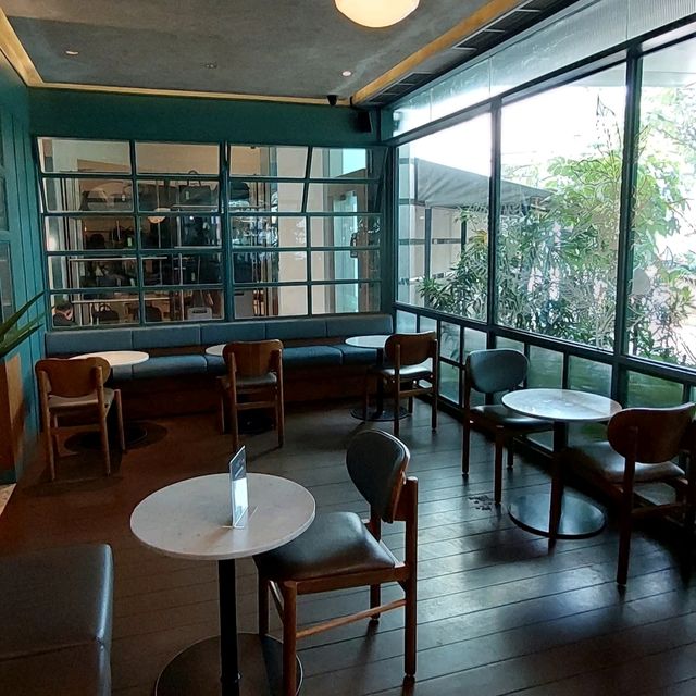 good place for coffee or food