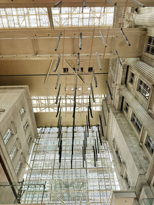 Where History Meets Brushstrokes – National Gallery Singapore