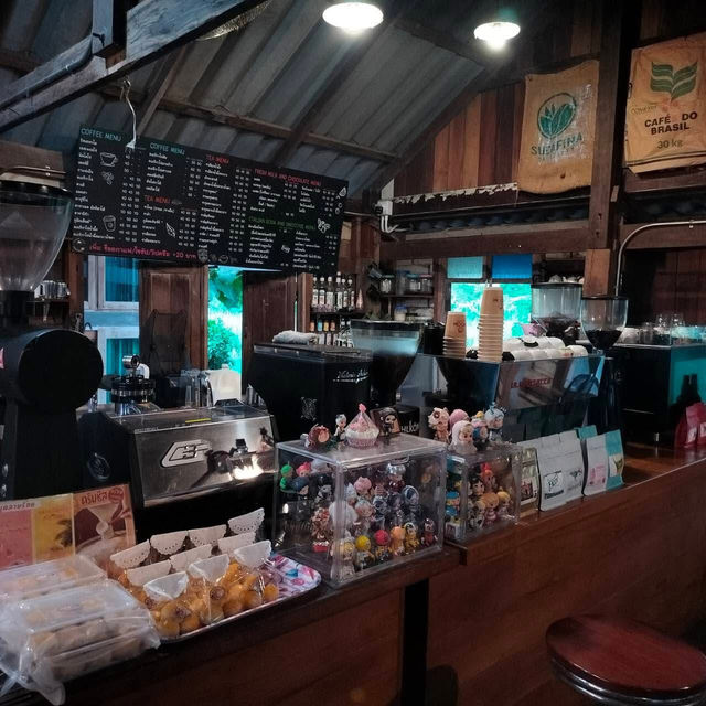 🌿☕ Poom Cafe’ อ่างทอง