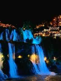 Furong Village, Waterfalls and Old Streets