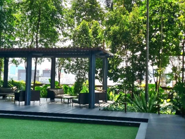 The Living Tower – My Green Escape at Oasia Hotel Downtown Singapore