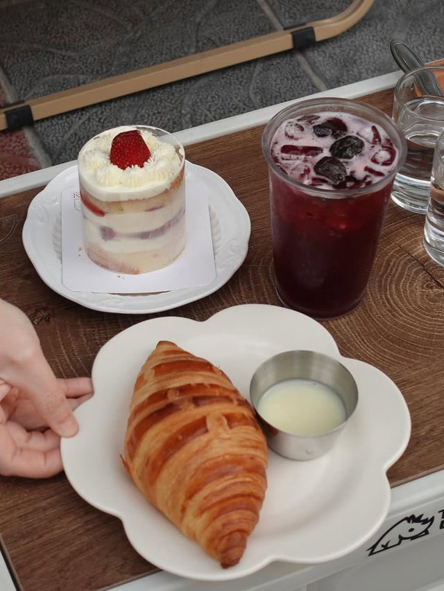 Muse Coffee & Pastry