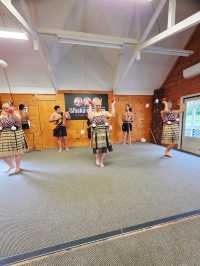 Whakarewarewa – The Living Māori Village by Lake Rotorua 