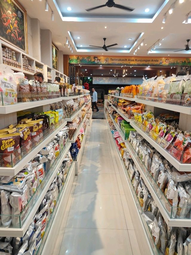 🛍️ Agung Bali: One-Stop Souvenir Bliss Before Heading Home
