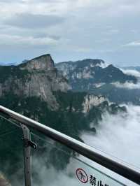 Through the Arch of the Gods – Tianmen Cave Adventure