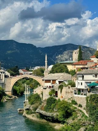 🇧🇦 Mostar – Where East Meets West, and Tourists Too