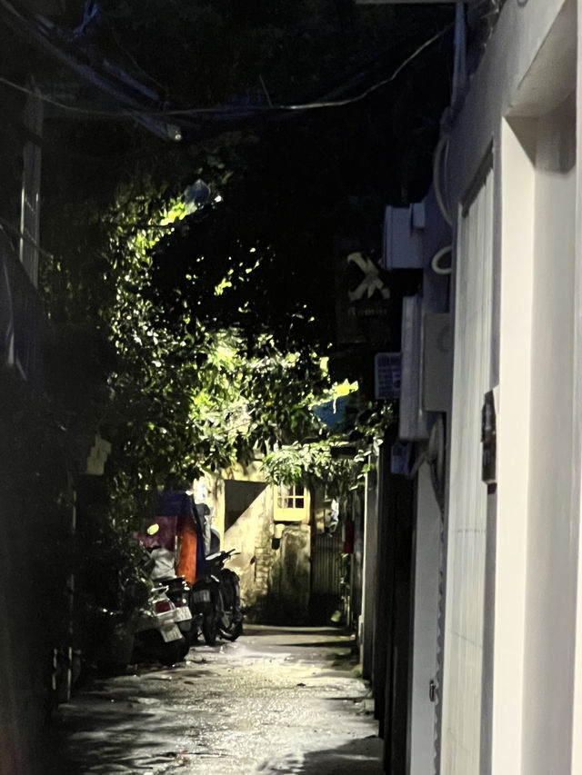 Old Streets ✨🏮 Discover Hanoi 🌆📸