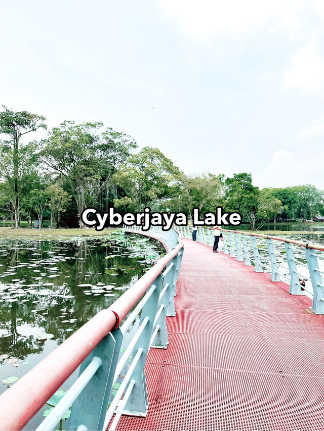 Cyberjaya Lake Garden: Scenic Escape in Sepang