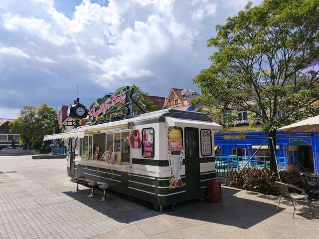 梅拉尼亞小鎮西式建築美景