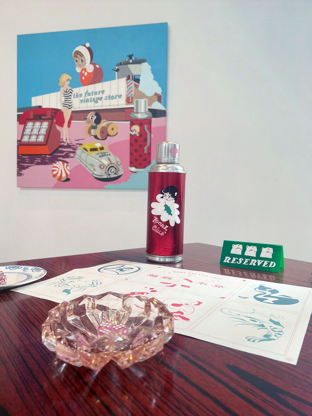 The Future Vintage Store 她的士多" Peep x HER 展覽