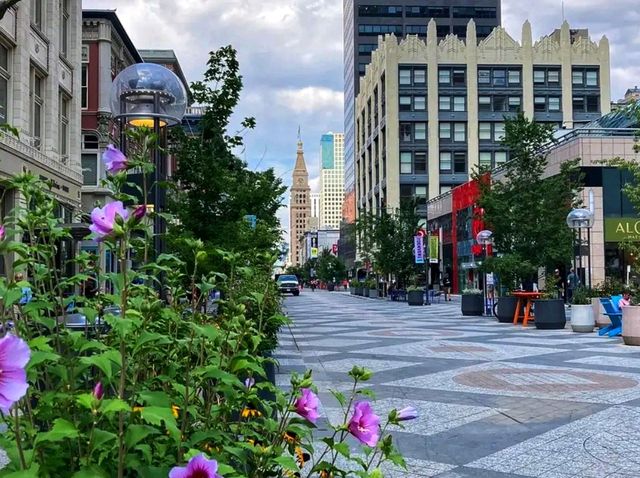 🛍️ Attractive Featured Post: 16th Street Mall – Denver’s Urban Playground 🛍️ Attractive Featured Post: 16th Street Mall – Denver’s Urban Playground