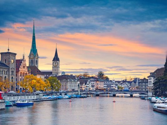Zurich เมืองใหญ่ที่มีหัวใจศิลป์