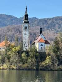 Bled: A Fairytale Escape to Slovenia’s Magical Lakeside ✨🌊