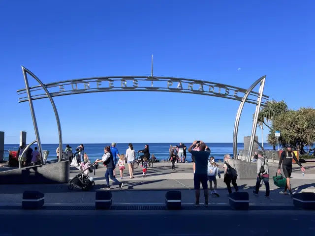 🌊✨ Golden Adventures on the Gold Coast: Sun, Surf & Skyline Escape!