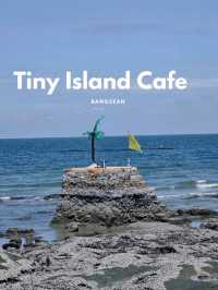 Tiny Island Cafe บางแสน ชลบุรี