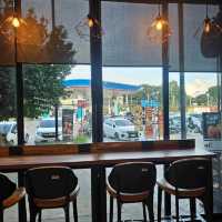 ร้านเบเกอรี่ น่าทาน : Bellinee's สาขา ถนนมหิดล