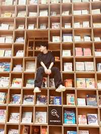 📚 KL's Most Viral Library: RexKL's Secret Bookish Wonderland!