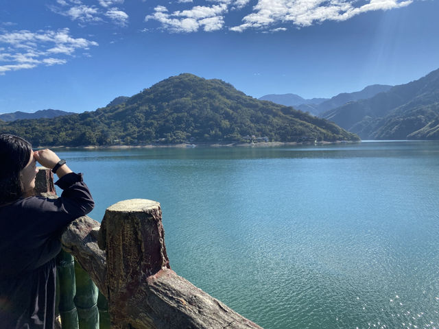 大溪這裡湖水與藍天互相輝映療癒身心俱疲