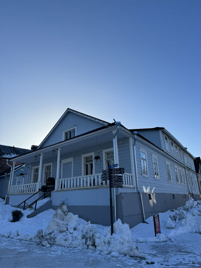 SUOMENLINNA: HELSINKI’S HISTORIC SEA FORTRESS 🏰🌊🇫🇮