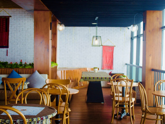 Vietnam: Fansipan Café Vibes☕ Vietnam: Fansipan Café Vibes☕