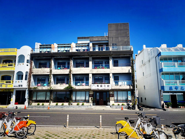 Capture Holiday Memories at Eluanbi Lighthouse Before Gift Shopping Capture Holiday Memories at Eluanbi Lighthouse Before Gift Shopping