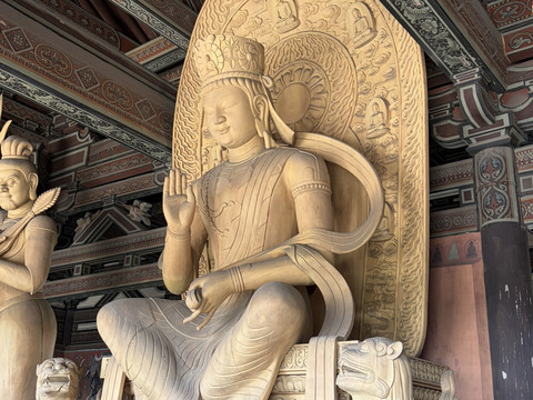 雲崗石窟｜1500年前の仏像の前に立ち、私はようやく真の畏敬の念の意味