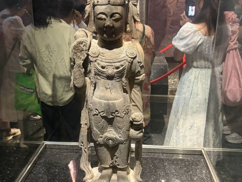 洛陽博物館 - 石蕪丙 | 千年を生き抜いた守護獣 | Trip.com 洛陽