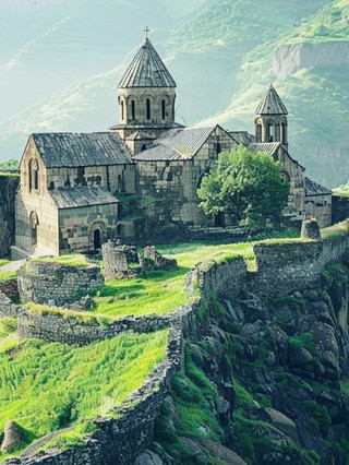 Why Armenia Should Be On Your Travel Bucket List! 🇦🇲✨