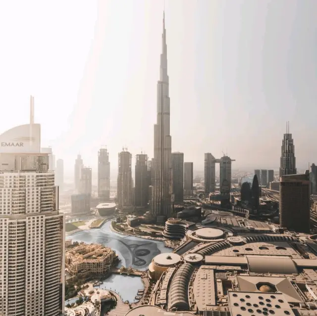 Burj Khalifa: A city within city
