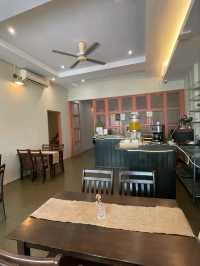 “Jonker Street Gem: Friendly, Spacious & Central”