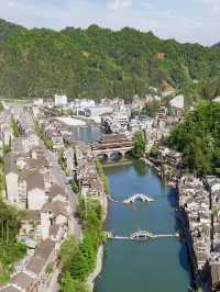 Timeless Beauty by the River: A Day in Fenghuang Ancient Town