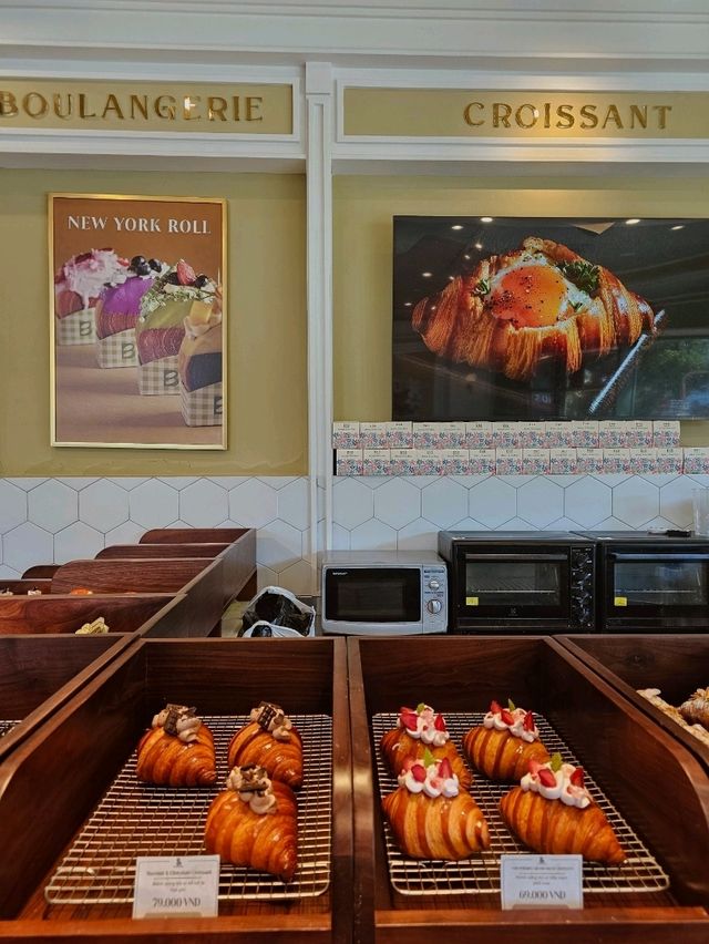🍰 Discover Bread & Butter Bakery in Da Nang