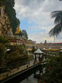 ⛰️ Batu Caves – A Spiritual and Cultural Landmark