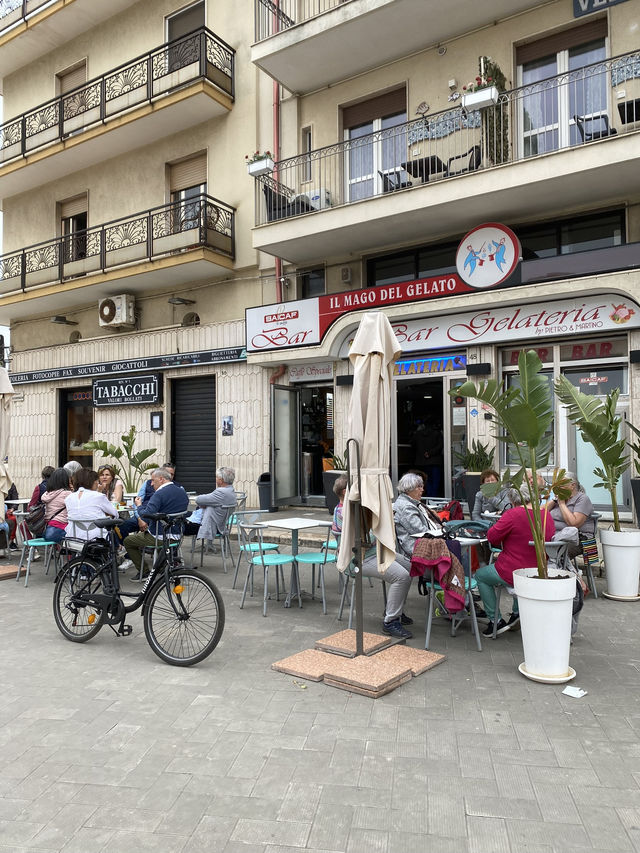 Bari’s Seaside Promenade: Where Tradition Meets the Adriatic