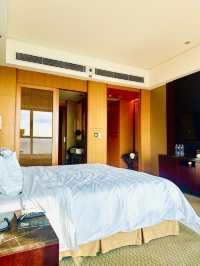 Affordable luxury stay in the heart of Chongqing (with breathtaking views!)