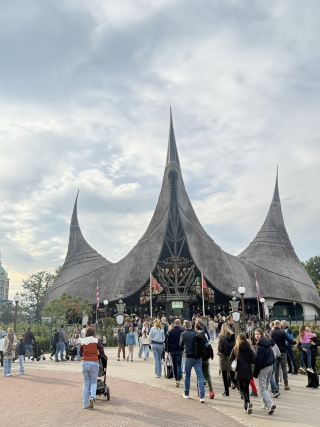 Efteling Adventure: Insider Tips for an Epic Day 🦄🎢