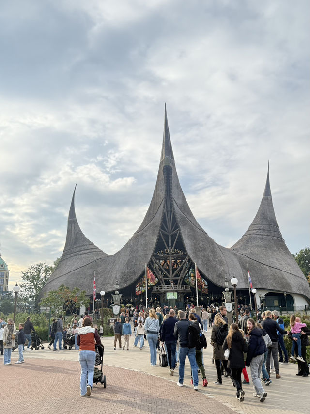 Efteling Adventure: Insider Tips for an Epic Day 🦄🎢