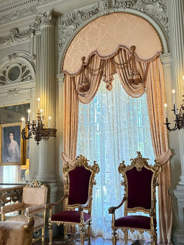 THE BREAKERS NEWPORT: WHERE GILDED AGE HISTORY COMES ALIVE 🇺🇸 THE BREAKERS NEWPORT: WHERE GILDED AGE HISTORY COMES ALIVE 🇺🇸