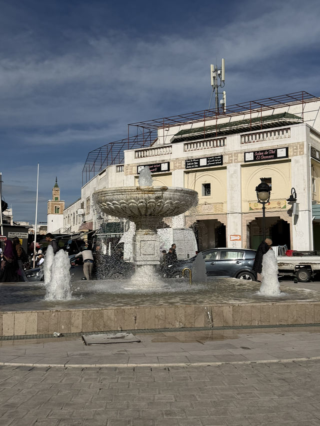 «Открой Тунис глазами GPT: от отеля Victoria до …