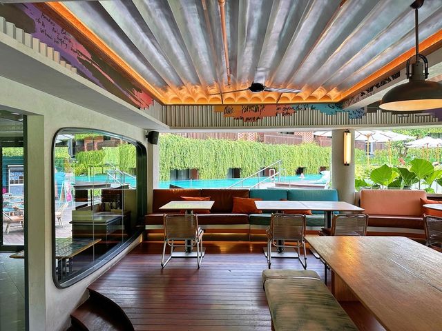 This brand new Aloft hotel at BeachWalk in Kuta, Bali is super cool!