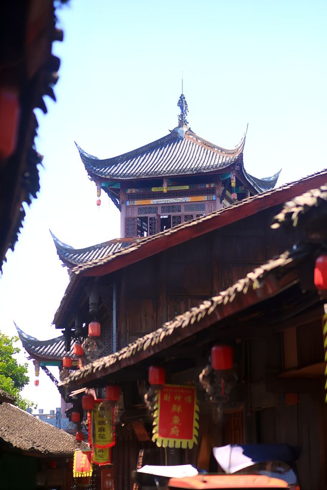 在成都周邊找到了治癒系的千年古鎮