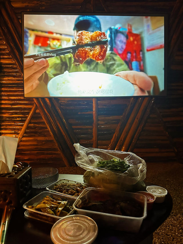西雙版納！溶洞風loft酒店也太適合情侶啦！