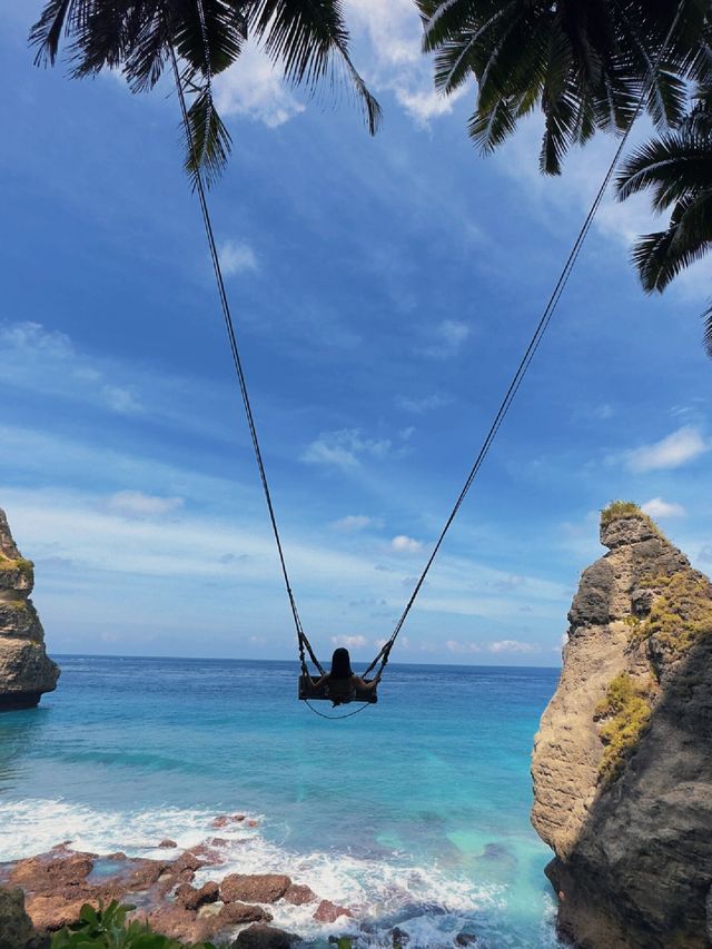 印尼/佩尼達島/奇特的海岸風景線，迷人的潛水勝地！