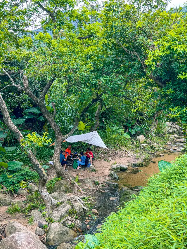 Who can resist playing with water this summer?