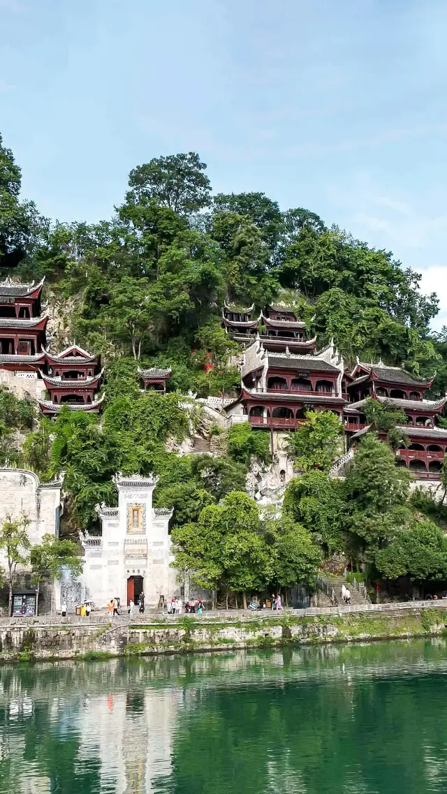 Guizhou   Zhenyuan Ancient Town