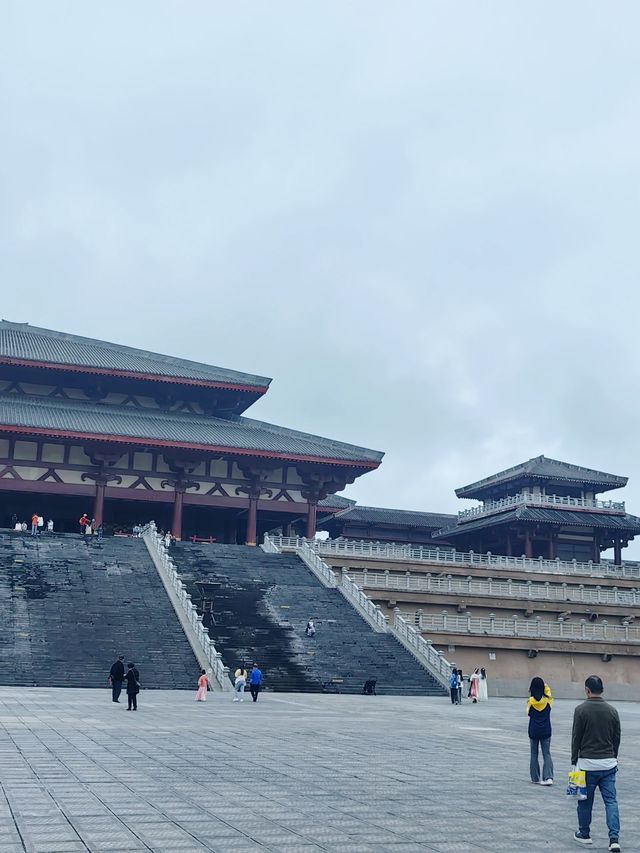 都匀秦漢影視城