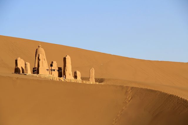 逐夢喀爾蘇：沙漠綠洲的奇幻探索