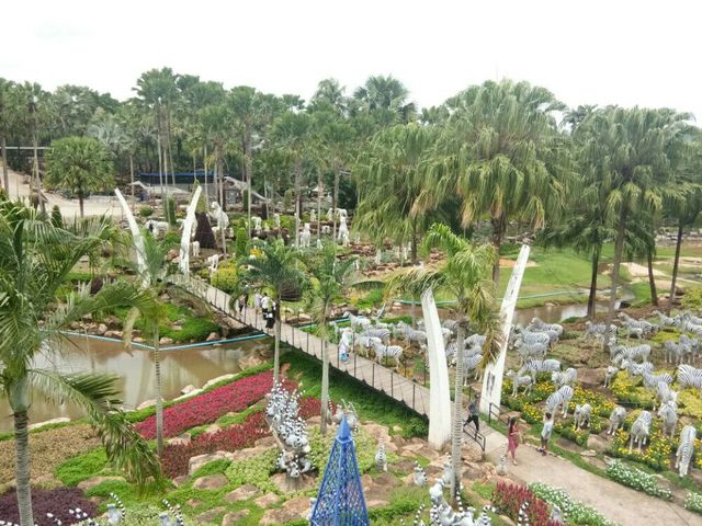 來芭提雅必去的美麗樂園。